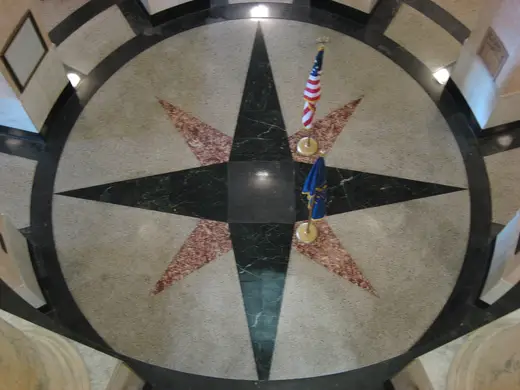 Flooring: Sullivan County Courthouse in Indiana, floor under rotunda