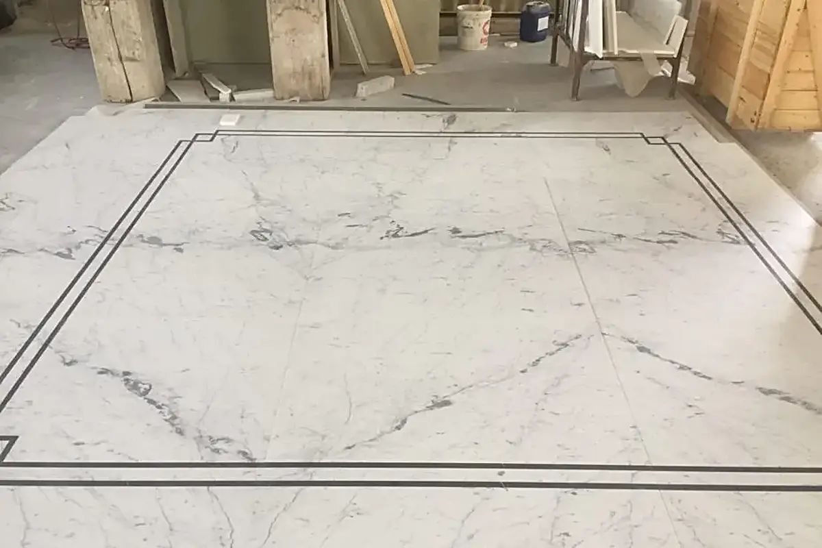 Flooring in natural stone – Marmi di Carrara