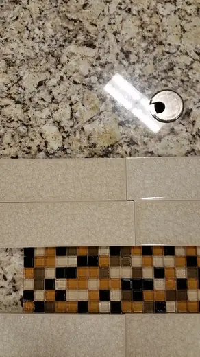 Cucina: Successful combo for countertop - Floor & Decor shop, Greensboro, North Carolina