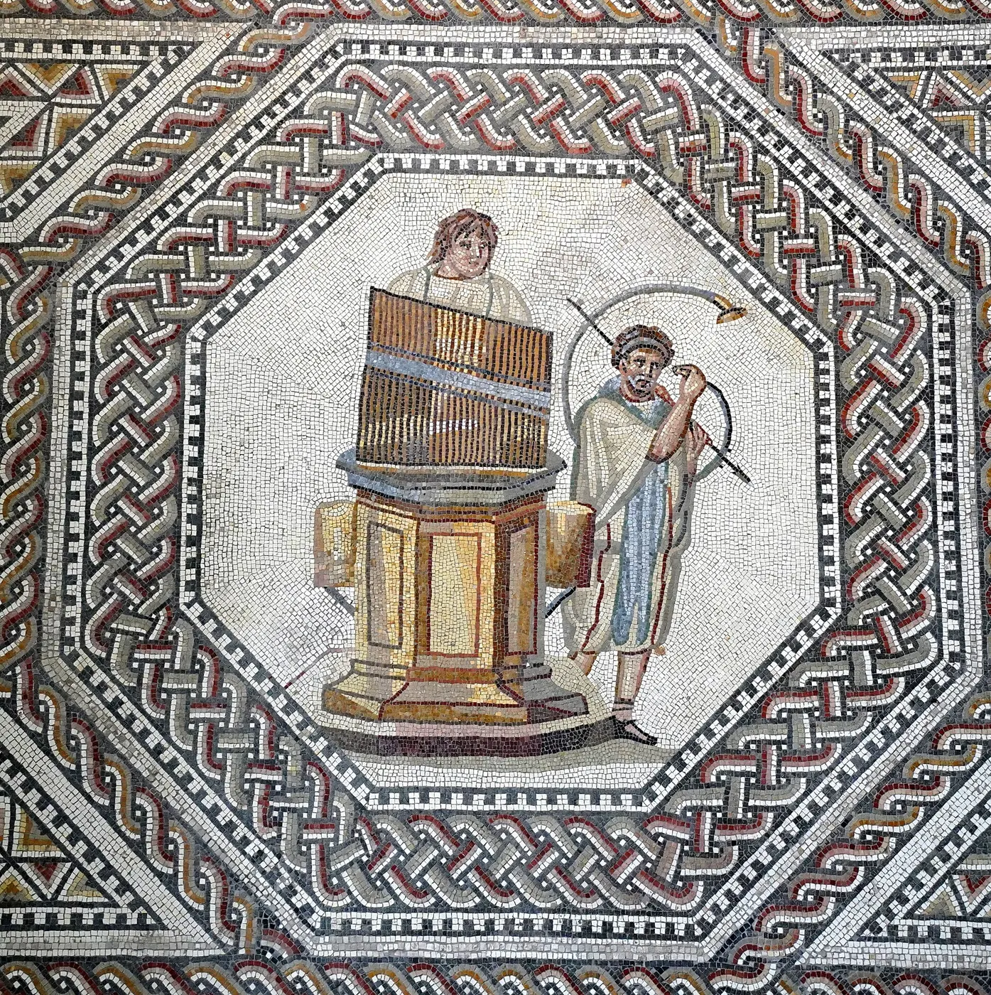 Mosaico: Nennig Roman Villa and Mosaics - 51135290075