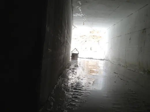 Veduta di cava in pietra naturale – Marmi di Carrara