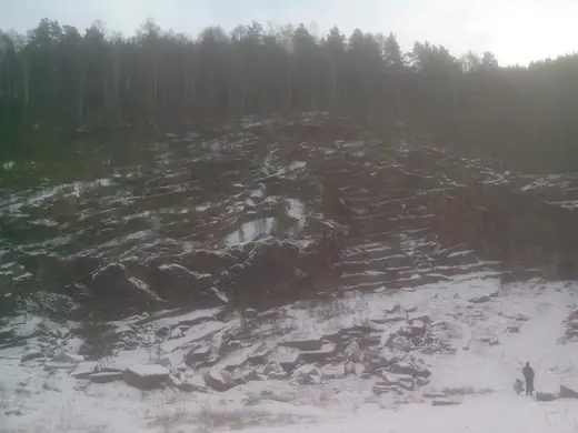 Вид карьера: Krasnoyarsk Stolby granite quarry 02