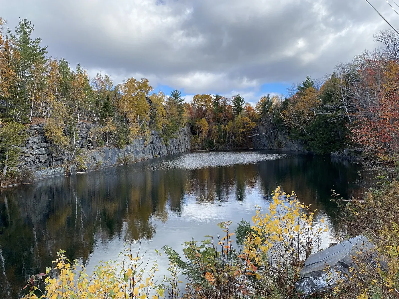 Steinbruchansicht: Slate Quarry in Monson, Maine, 2025