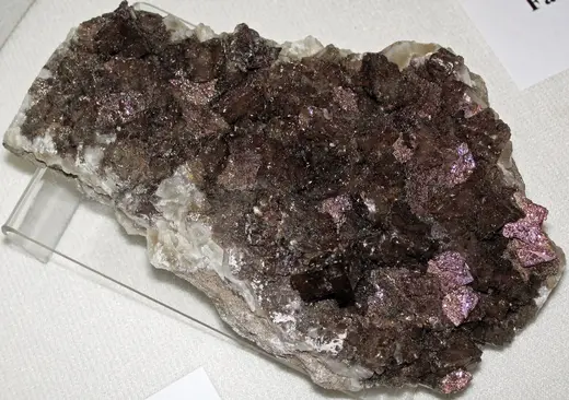 Vista de cantera: Calcite (Irving Materials Incorporated Quarry, Anderson, Indiana, USA) 2