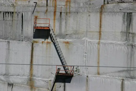 Vista de cantera: Rock of Ages Granite Quarry, Barre, VT (4755703520)