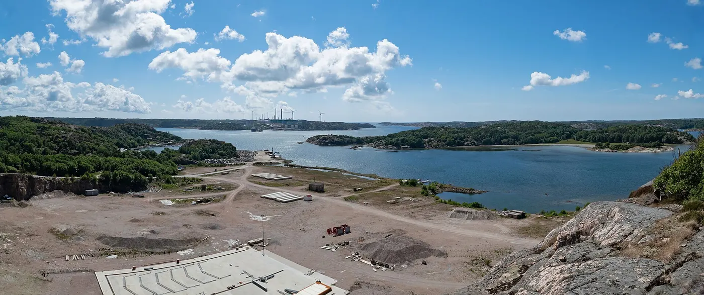 Вид карьера: Part of Rixö old granite quarry by Brofjorden 1