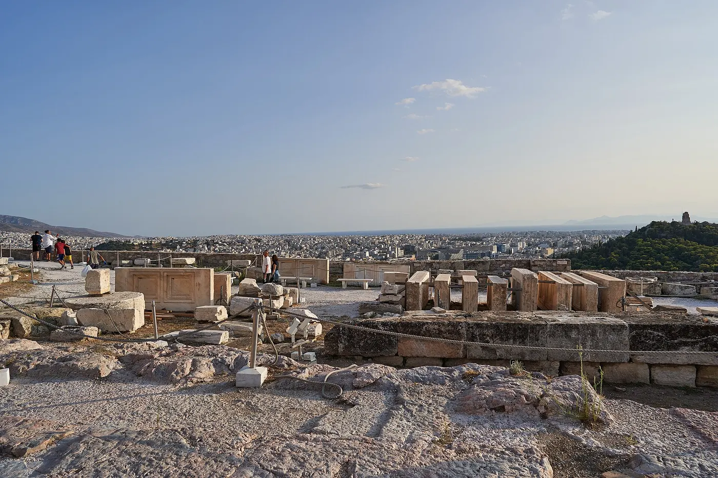 Поверхность плиты: Marble slabs from the Parthenon on the Acropolis, 20 September 2020