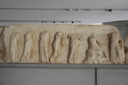 Slab surface: Acropolis Museum Pentelic Marble Frieze from the Temple of Athena Nike (28158712880)