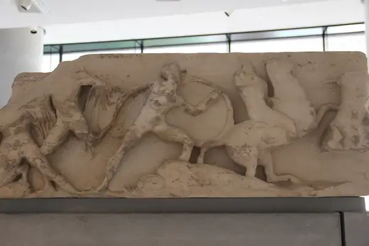 Slab surface: Acropolis Museum Pentelic Marble Frieze from the Temple of Athena Nike (28363142551)