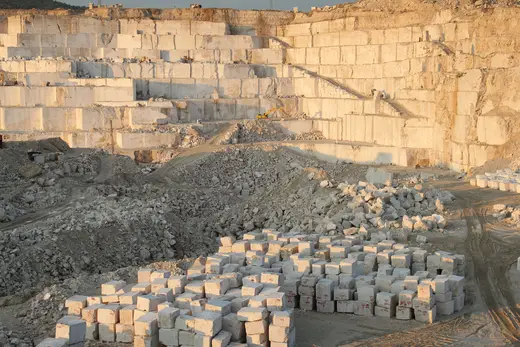Slab surface: One of the travertine quarries in Denizli, Turkey