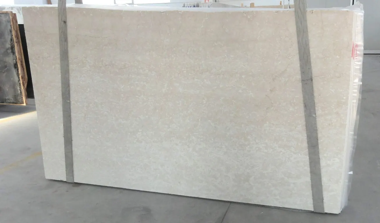 Surface de dalle en pierre naturelle – Marmi di Carrara