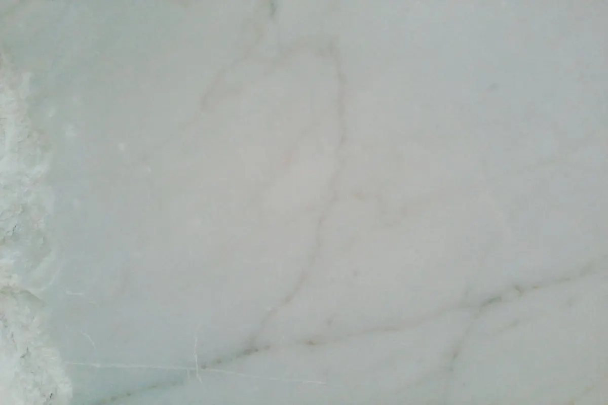 Surface de dalle en pierre naturelle – Marmi di Carrara