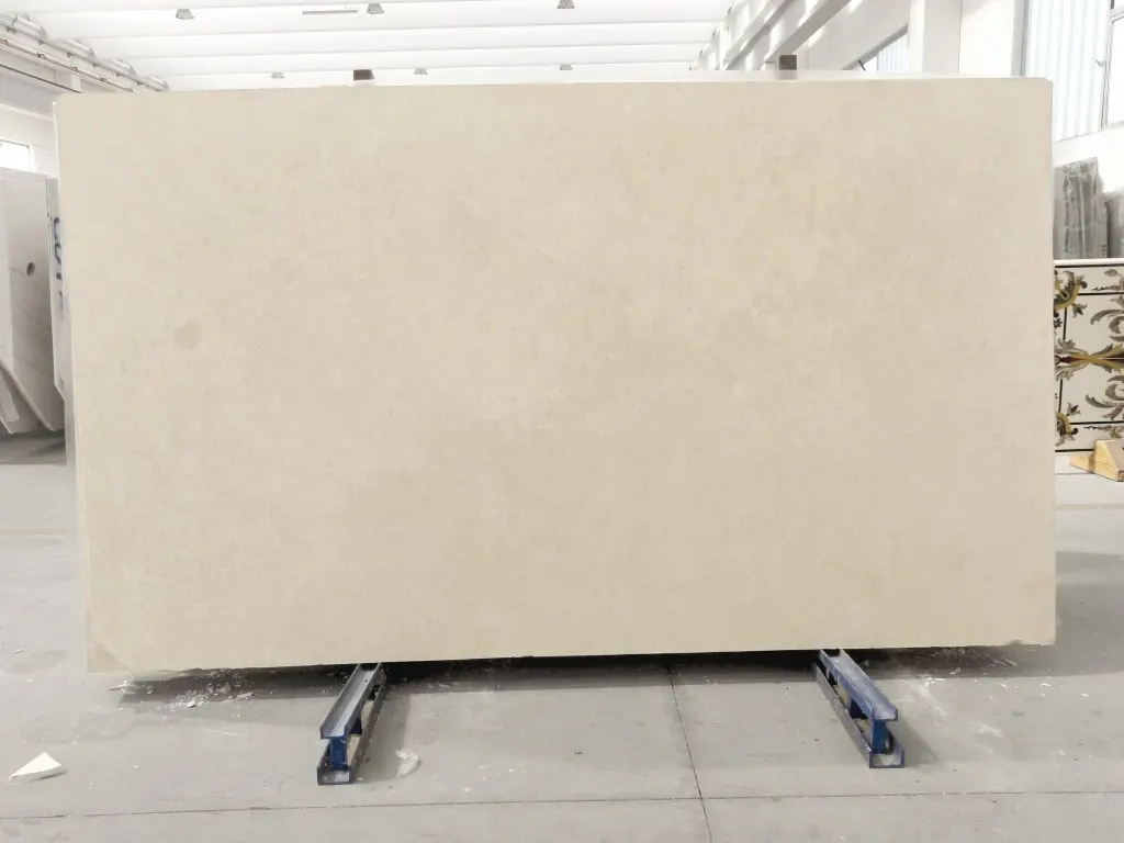 Superficie de losa en piedra natural – Marmi di Carrara