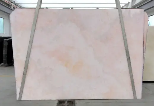 Surface de dalle en pierre naturelle – Marmi di Carrara