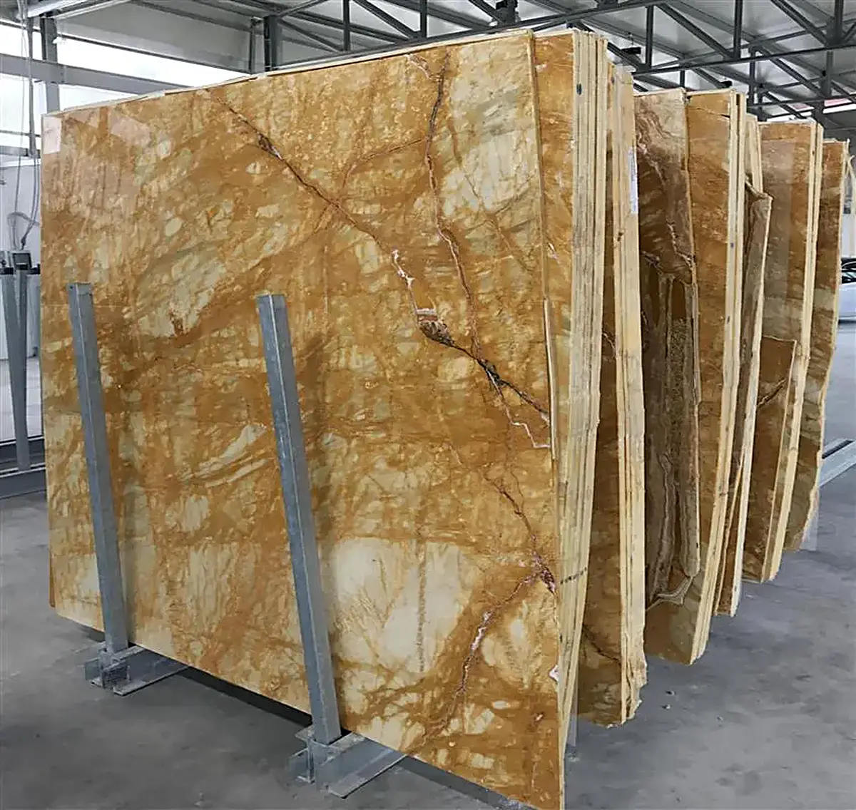 Superficie de losa en piedra natural – Marmi di Carrara