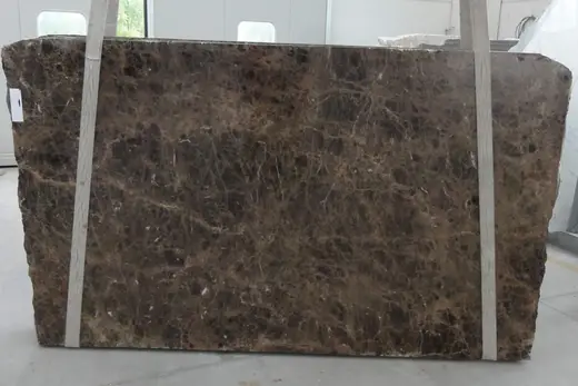Surface de dalle en pierre naturelle – Marmi di Carrara