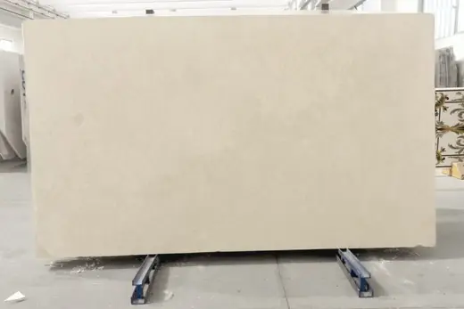 Surface de dalle en pierre naturelle – Marmi di Carrara