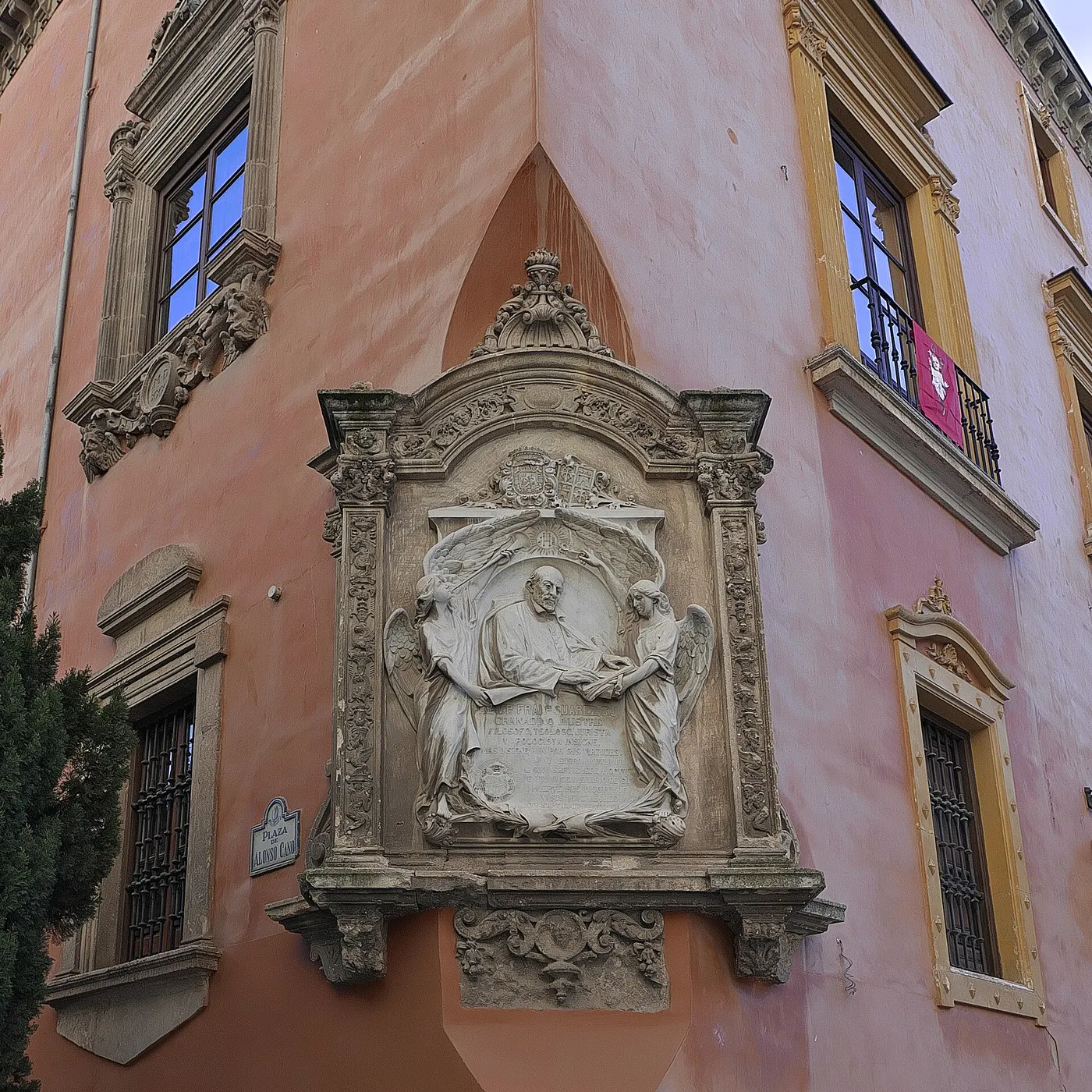 Surface de dalle: Lápida conmemorativa a padre Francisco Suárez, Granada
