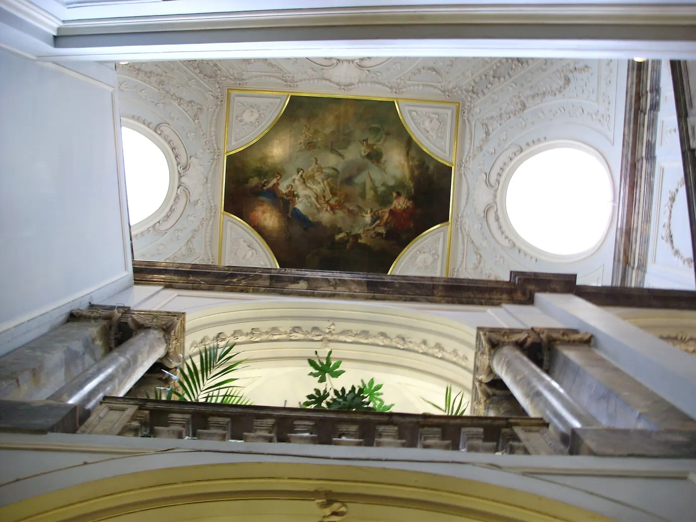 Surface de dalle: Plafond «Judgement of Paris» (Marble Palace)