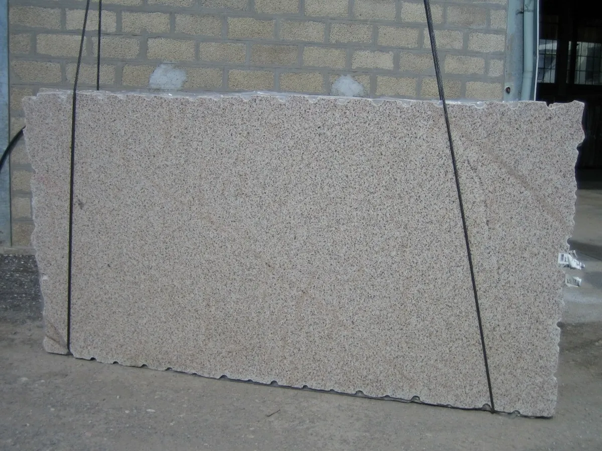 Giallo Ipanema marbre, surface de dalle – Marmi di Carrara – gris, vert (2)