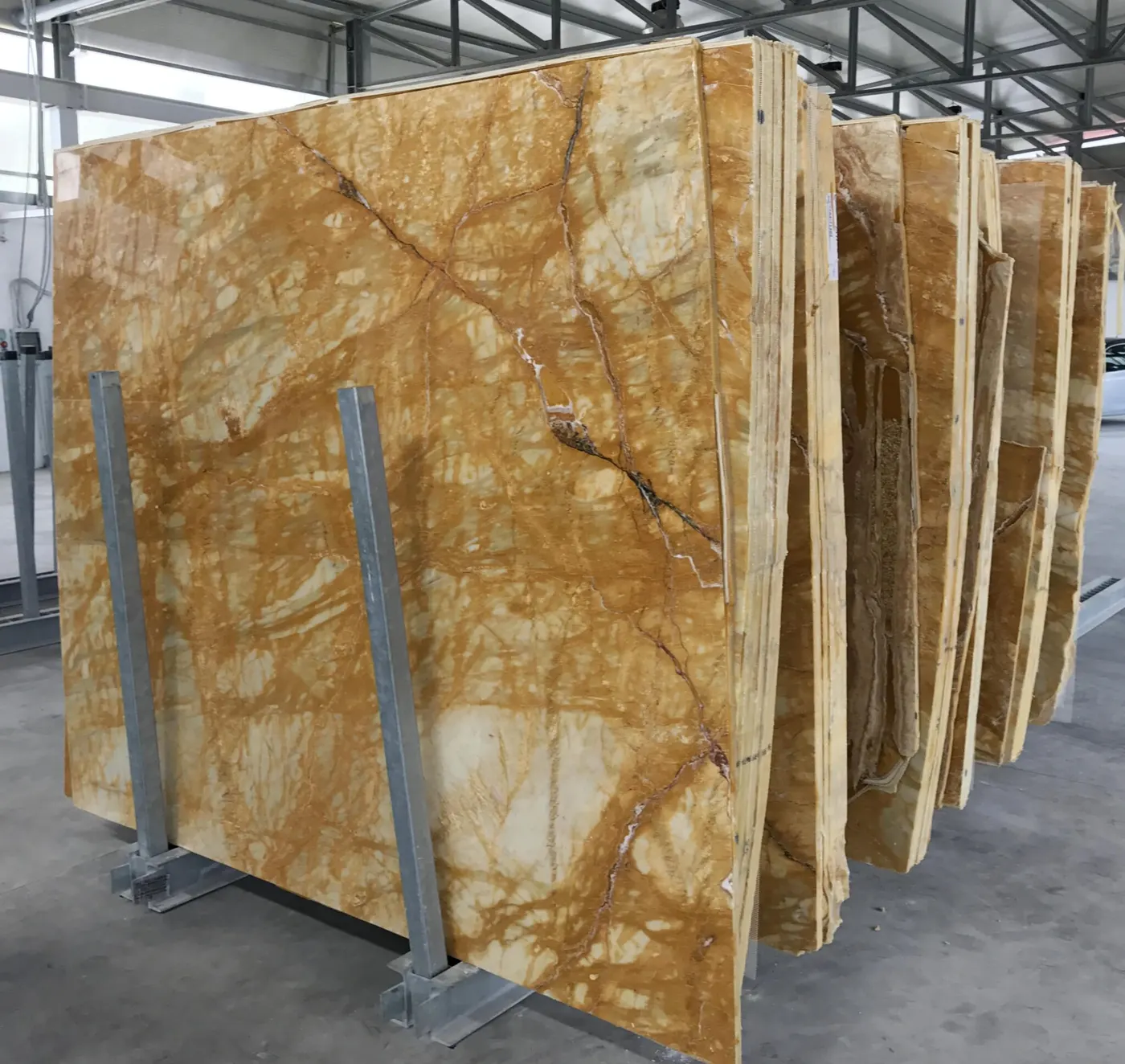 Giallo Siena Marmor, Plattenoberfläche – Marmi di Carrara – gold, grau (10)