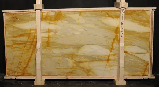 Giallo Siena marmo, superficie di lastra – Marmi di Carrara – oro, nero (6)