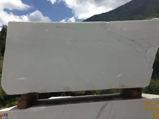 Gold Vein Locati marble slab surface – Marmi di Carrara – grey, charcoal (13)