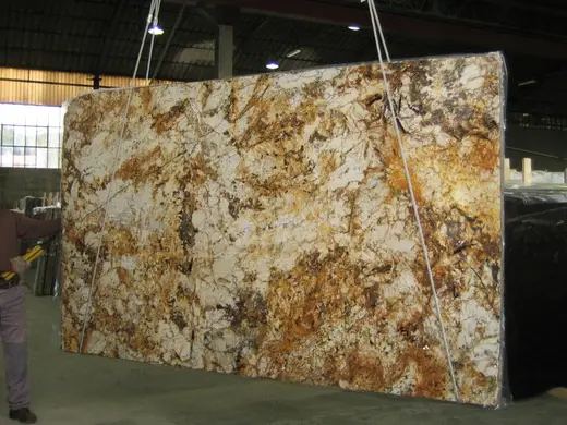 Golden Queen marmo, superficie di lastra – Marmi di Carrara – marrone, nero (1)