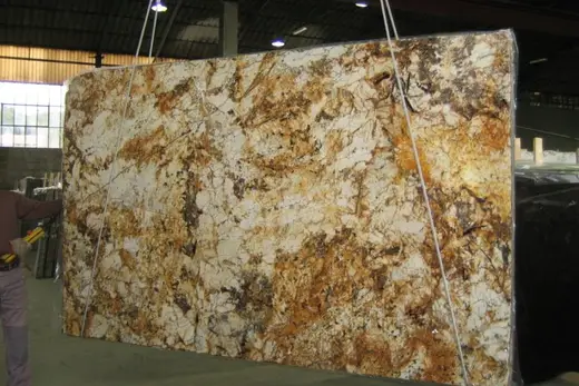 Golden Queen marmo, superficie di lastra – Marmi di Carrara – marrone, nero (2)