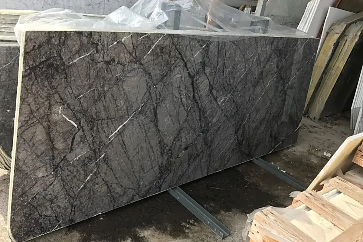 Grigio Carnico marbre, surface de dalle – Marmi di Carrara – anthracite, vert (18)