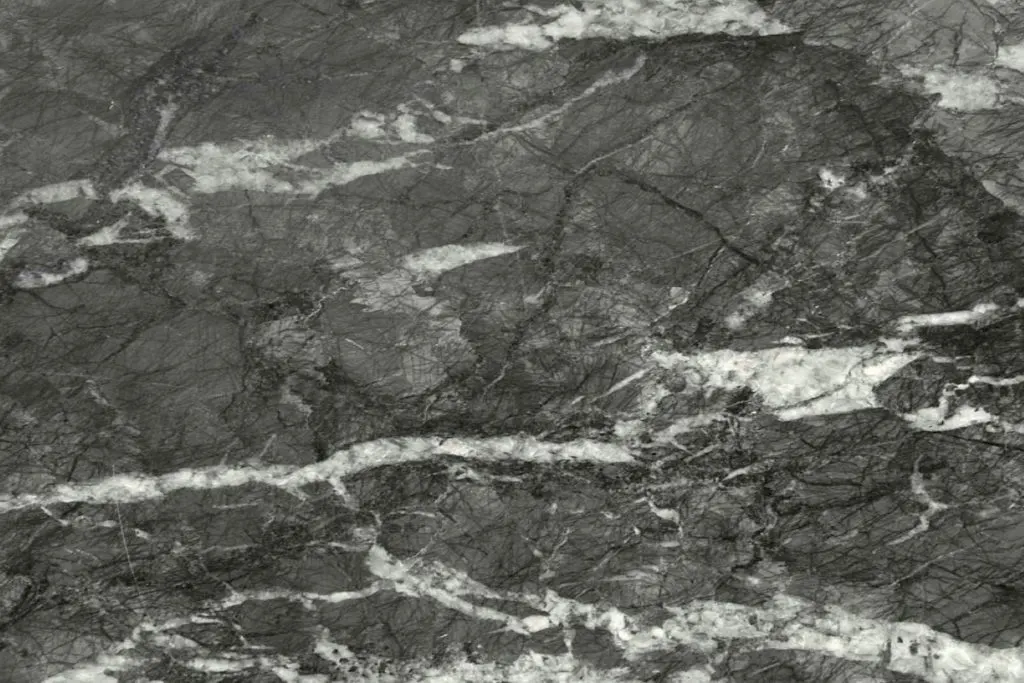 Grigio Carnico mármol, superficie de losa – Marmi di Carrara – antracita, verde (9)
