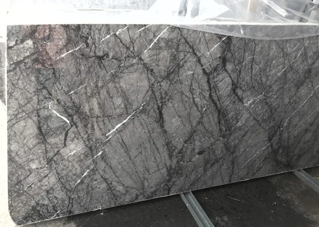 Grigio Dolomitico мрамор, поверхность плиты – Marmi di Carrara – зелёный, серый (2)