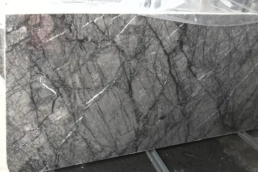 Grigio Dolomitico mármol, superficie de losa – Marmi di Carrara – gris, verde (5)