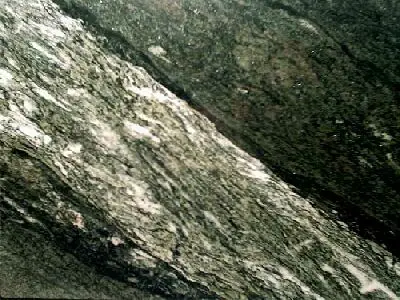 Iran G 182 granit, échantillon poli – Marmi di Carrara – noir, anthracite (1)