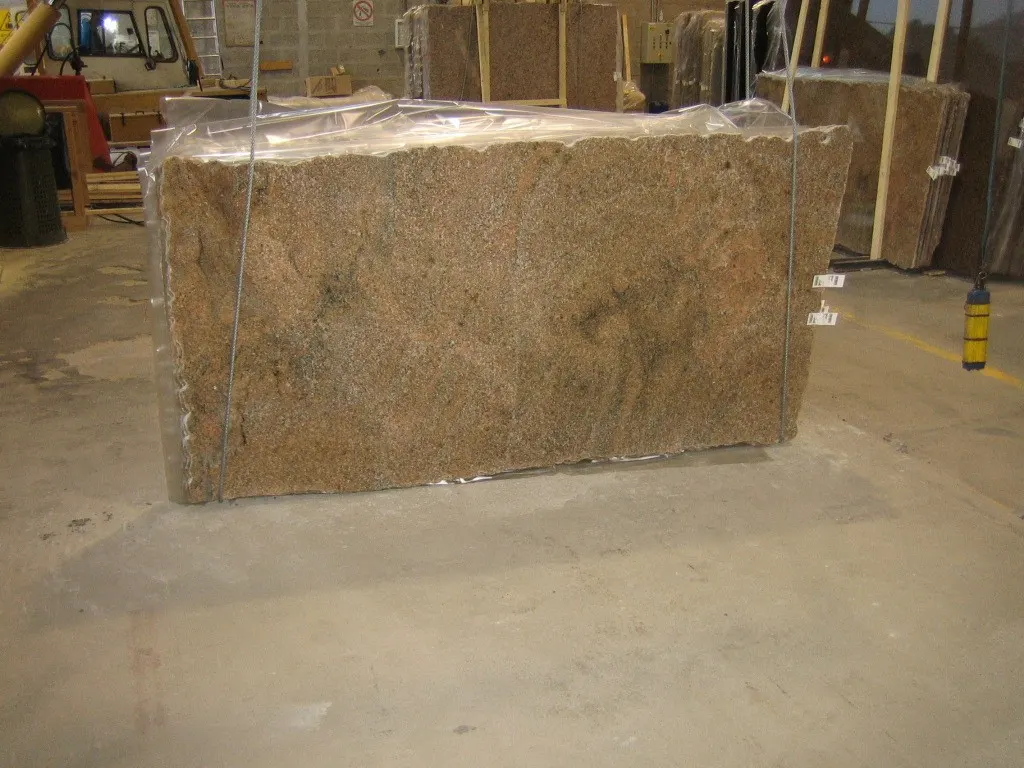 Juparana Vaz Lobo marble slab surface – Marmi di Carrara – brown, beige (1)