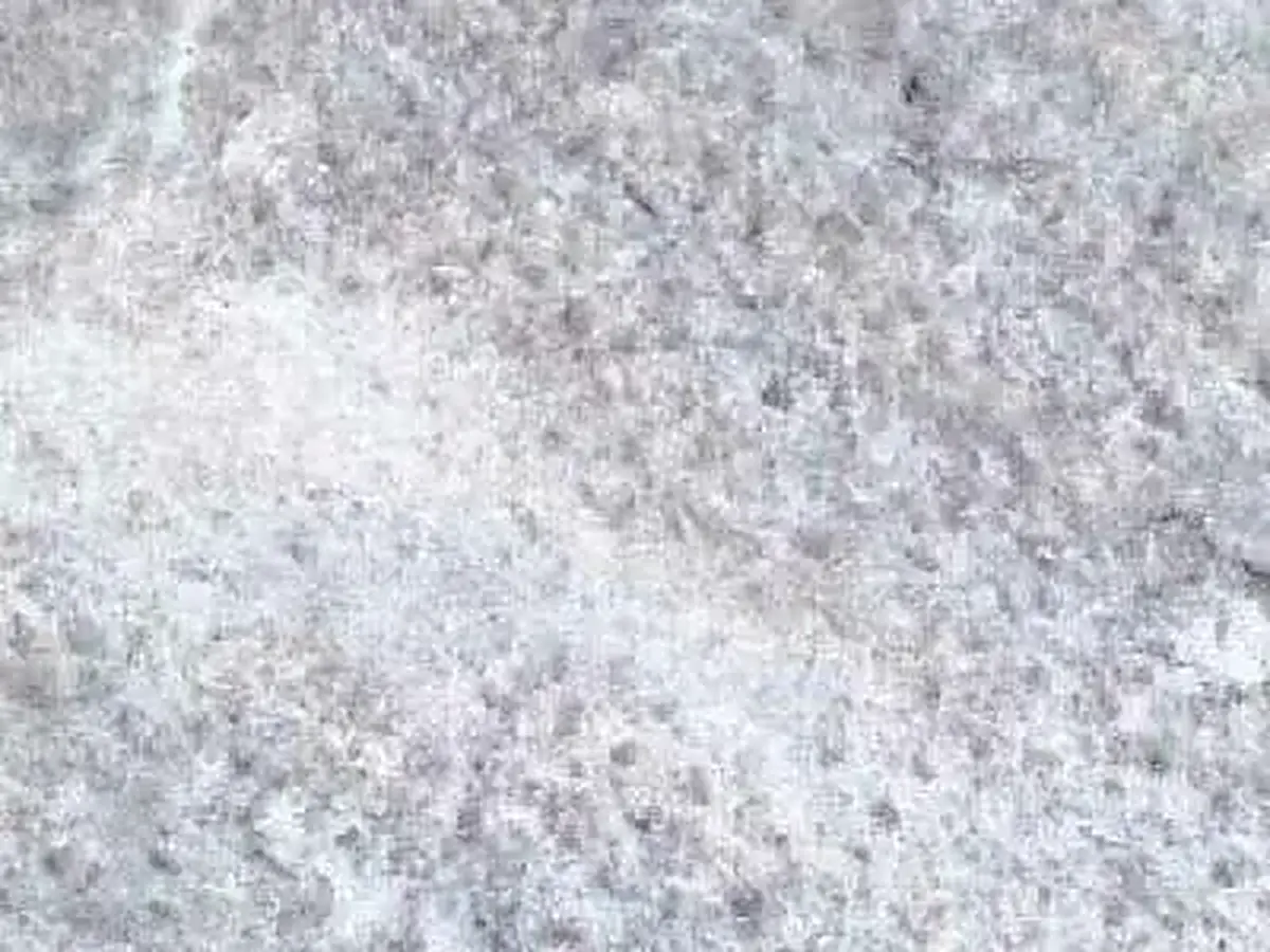Krastal marmo, campione lucido – Marmi di Carrara – grigio chiaro, avorio (1)