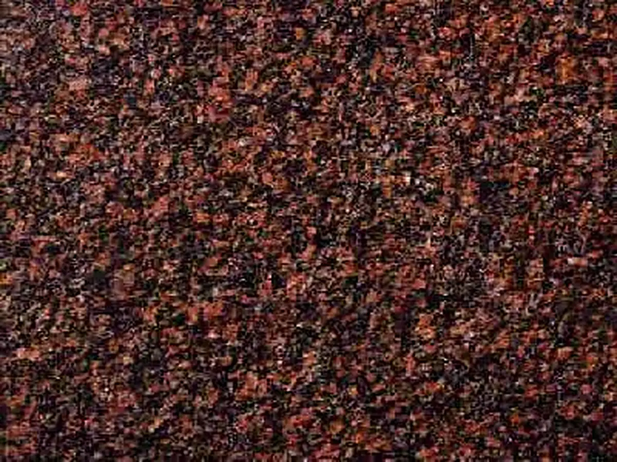 Kuru Red - Brown granito, muestra pulida – Marmi di Carrara – marrón, negro (1)