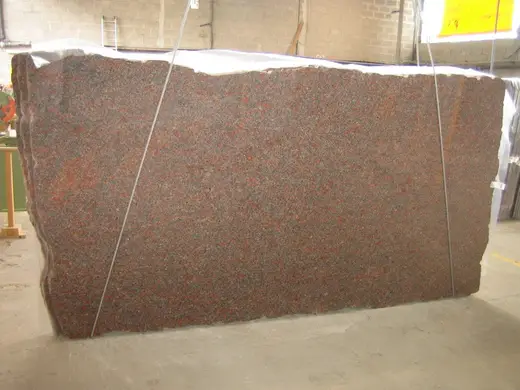 Magnum Red marbre, surface de dalle – Marmi di Carrara – gris, brun (1)
