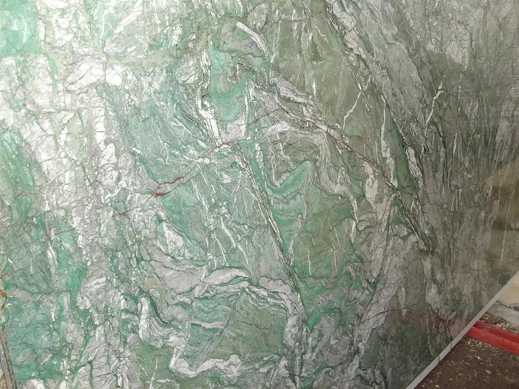 Malachite мрамор, поверхность плиты – Marmi di Carrara – серый, зелёный (12)