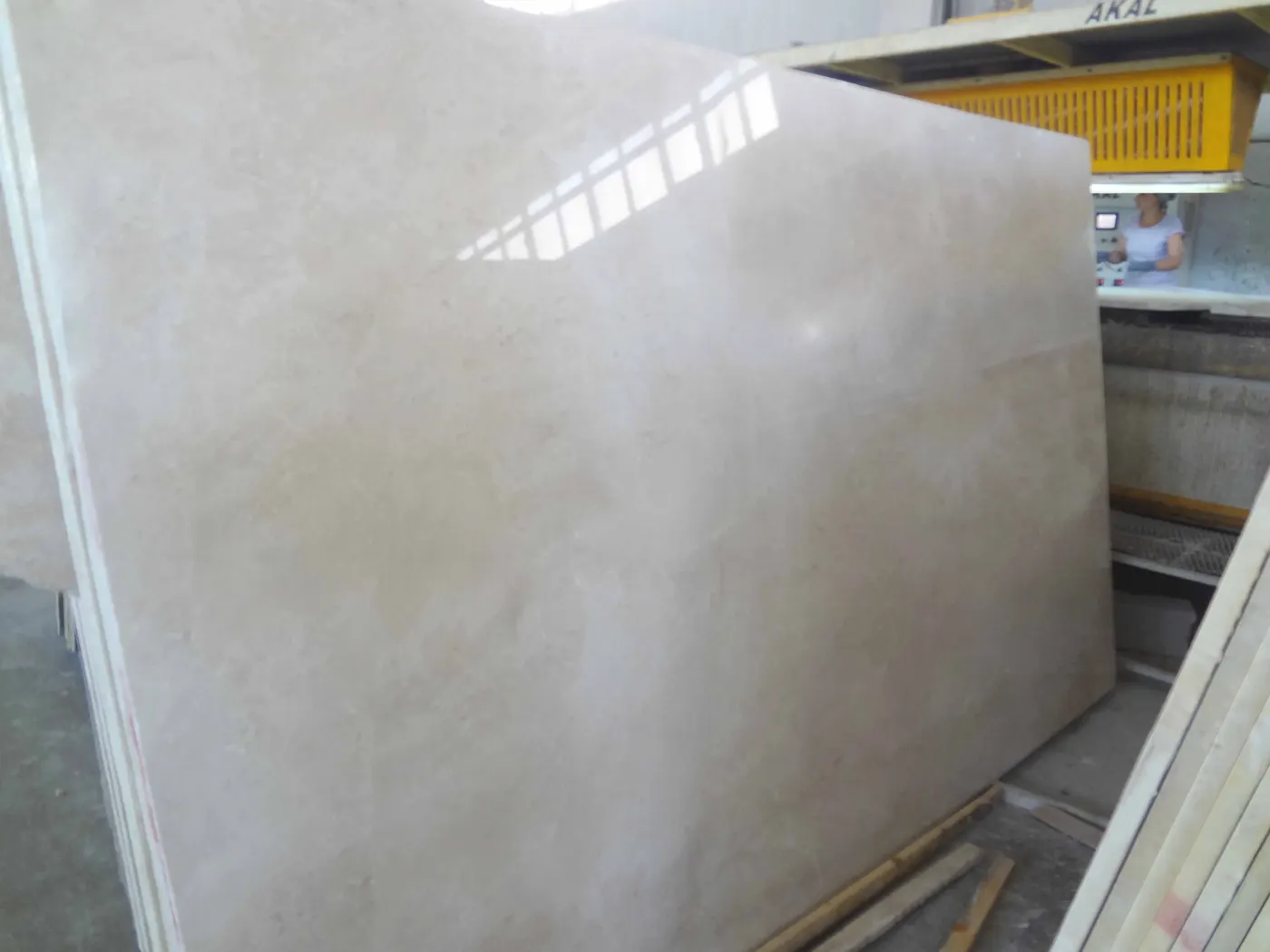 Marfil Turchia marmo, superficie di lastra – Marmi di Carrara – grigio chiaro, verde (2)
