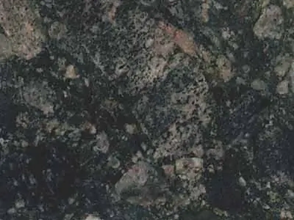 Marinace Green granito, muestra pulida – Marmi di Carrara – antracita, negro (1)