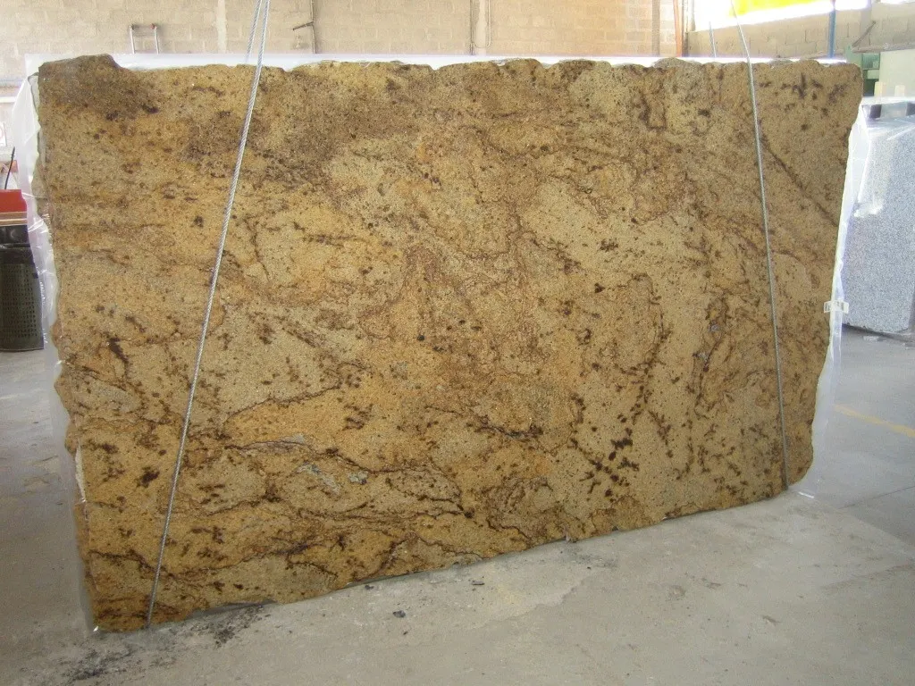 Monet mármol, superficie de losa – Marmi di Carrara – dorado, marrón (1)