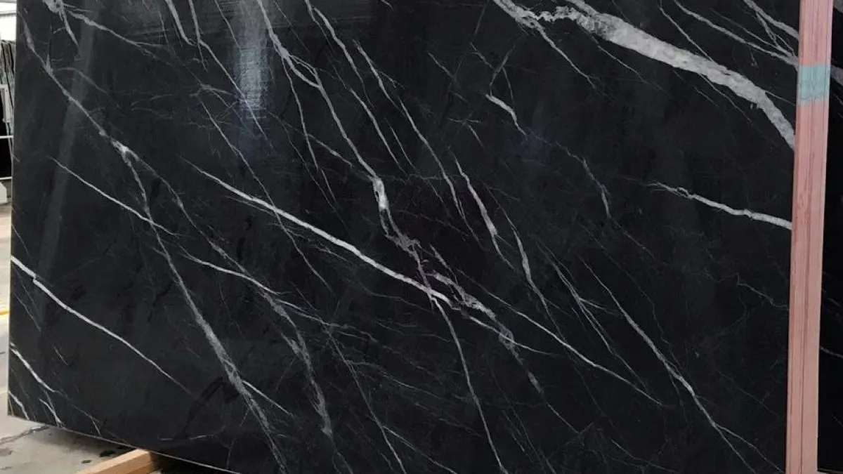 Nero Marquina marmo, superficie di lastra – Marmi di Carrara – nero, antracite (8)
