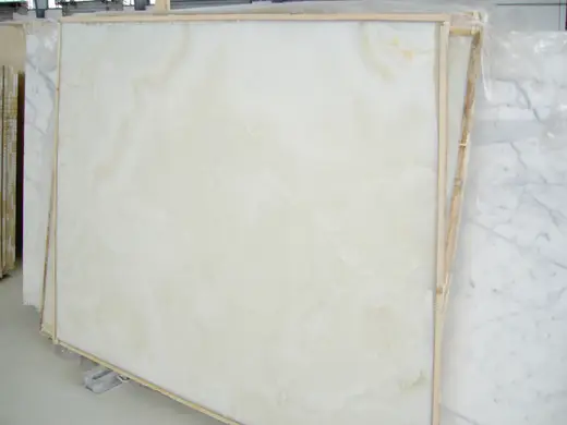 Onice Bianco onice, superficie di lastra – Marmi di Carrara – avorio, grigio chiaro (17)