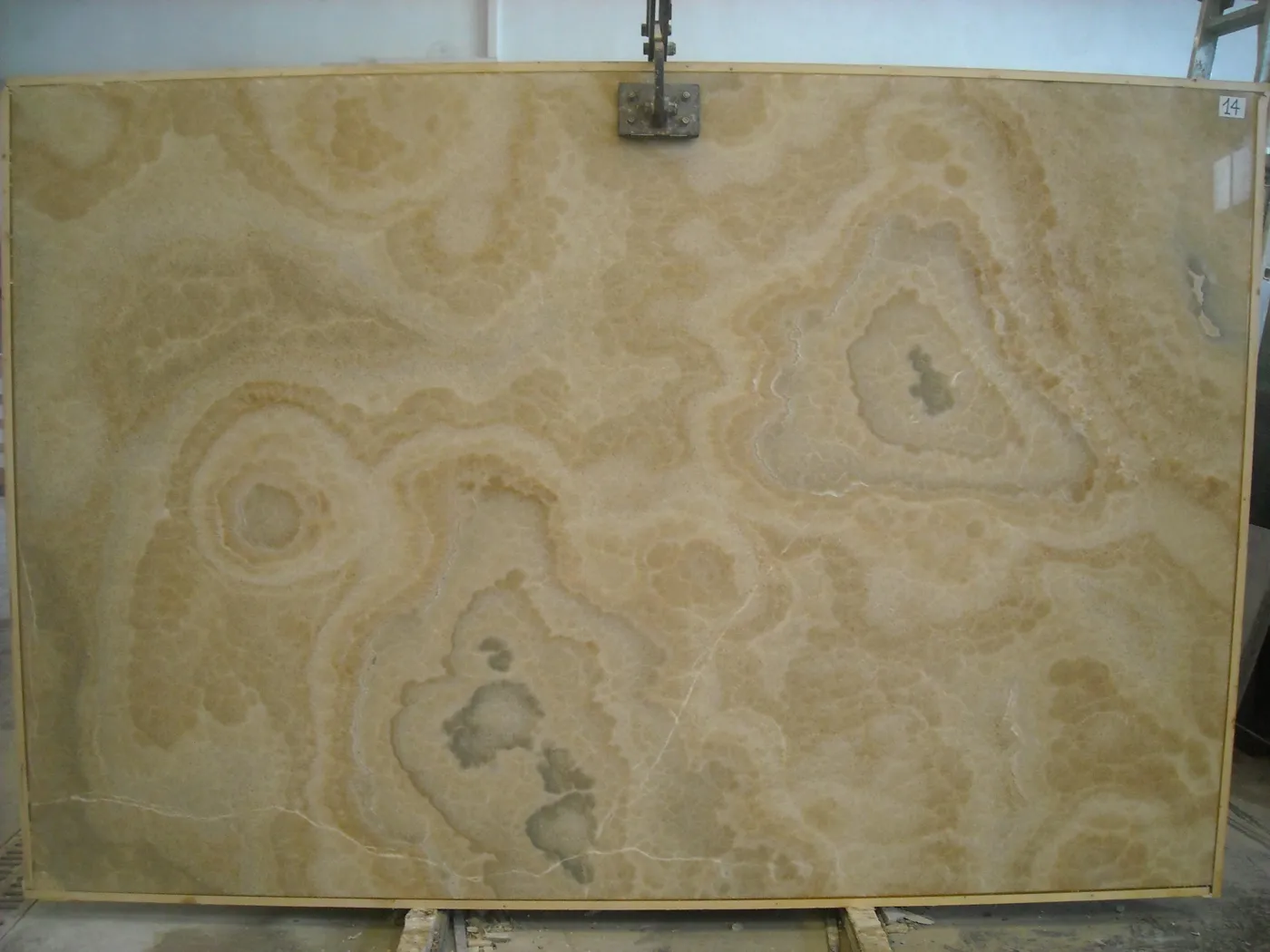 Onice Miele onyx, surface de dalle – Marmi di Carrara – gris, vert (3)