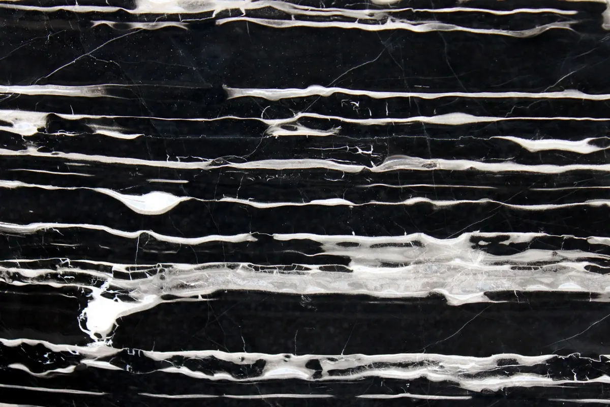 Port Black marble slab surface – Marmi di Carrara – black, charcoal (1)