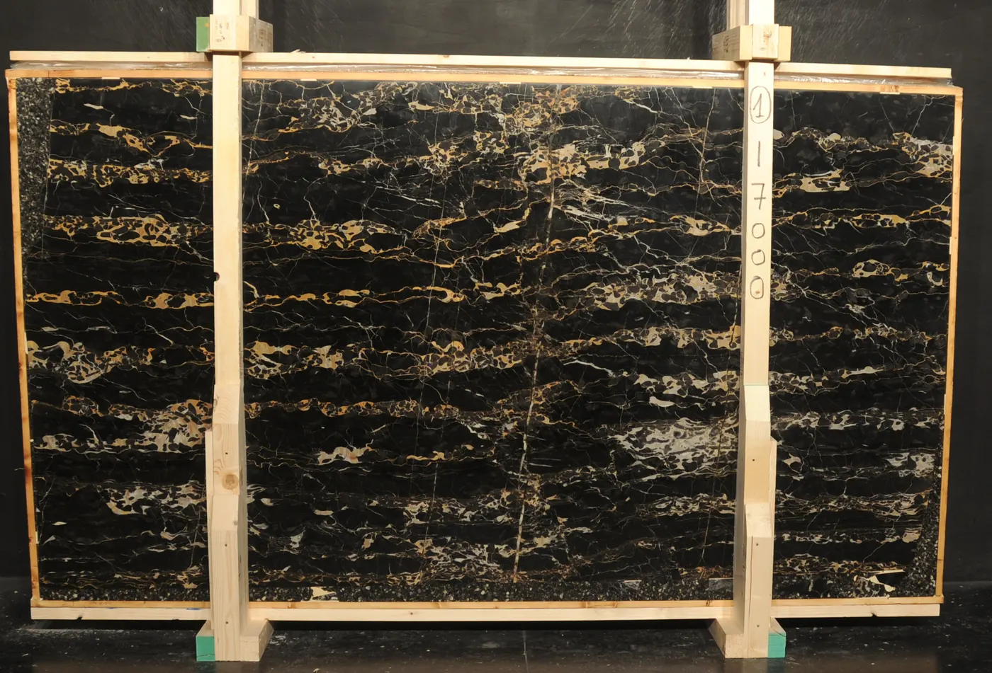 Portoro marmo, superficie di lastra – Marmi di Carrara – nero, antracite (1)