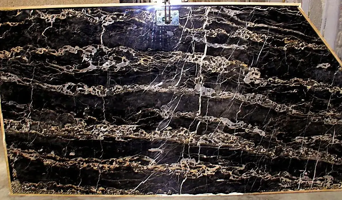 Portoro Marmor, Plattenoberfläche – Marmi di Carrara – schwarz, anthrazit (44)
