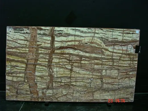 Red Onyx оникс, поверхность плиты – Marmi di Carrara – золотистый, ржаво-красный (1)
