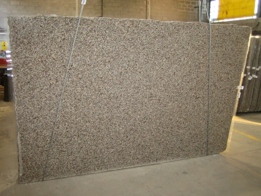 Rosa Ghiandone mármol, superficie de losa – Marmi di Carrara – gris, verde (1)